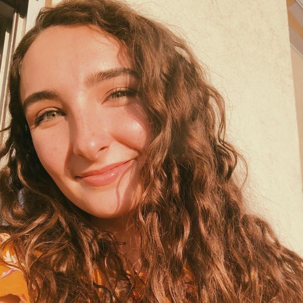 Meet your Posher, Hannah